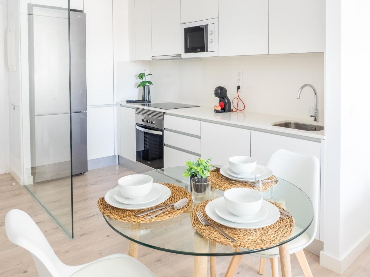 Apartment Abora With Pool, Gym And Free Parking